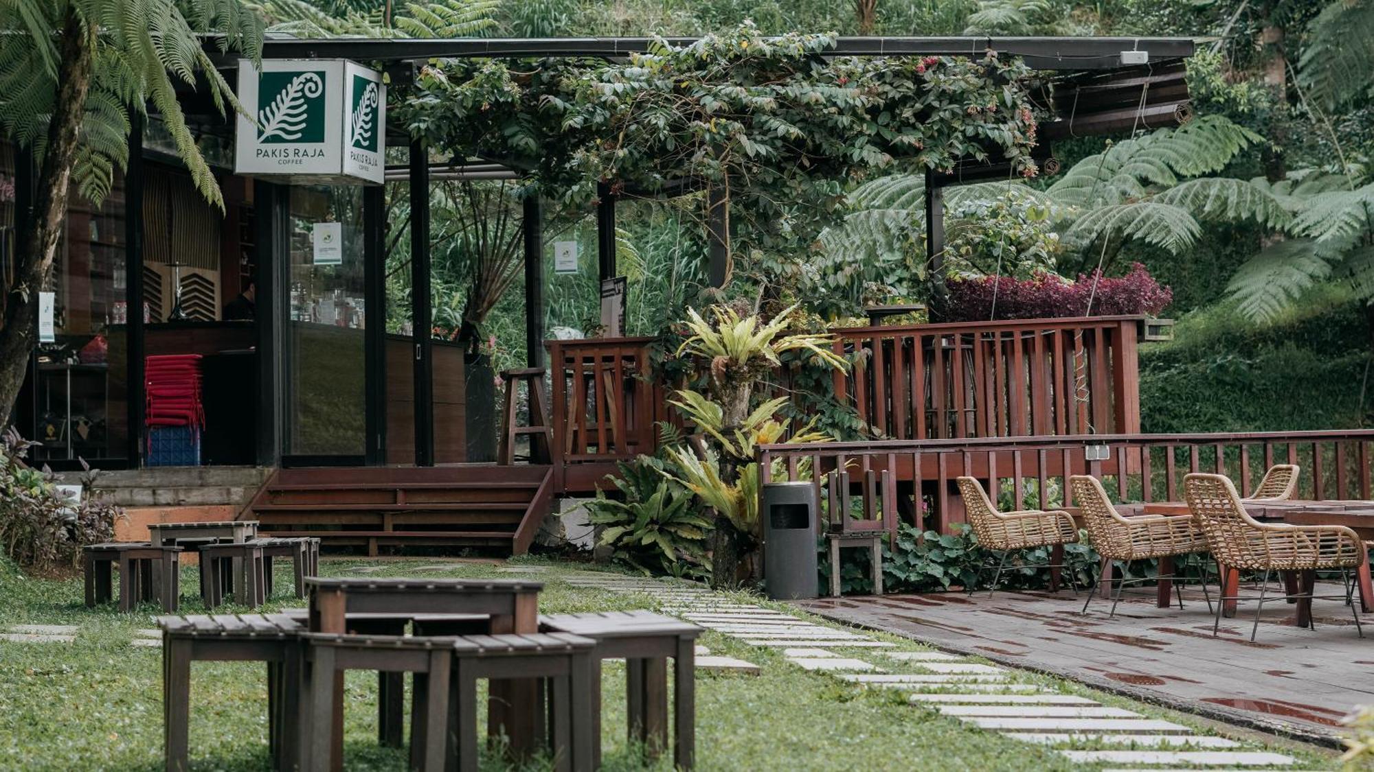 צ'יסרואה Damar Langit Resort מראה חיצוני תמונה