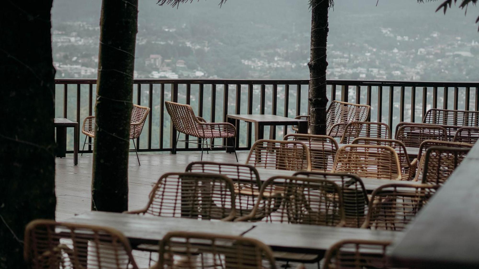 צ'יסרואה Damar Langit Resort מראה חיצוני תמונה