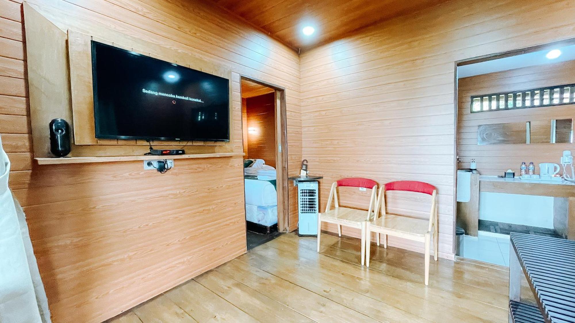 צ'יסרואה Damar Langit Resort מראה חיצוני תמונה